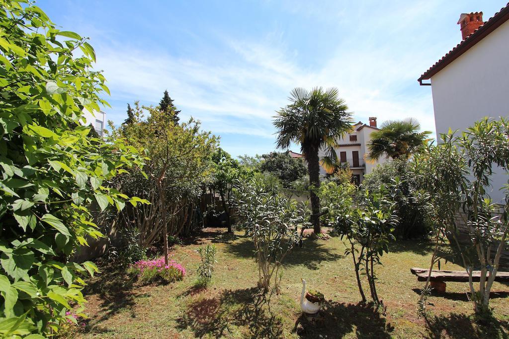Apartments And Room Silvana Rovinj Exterior photo