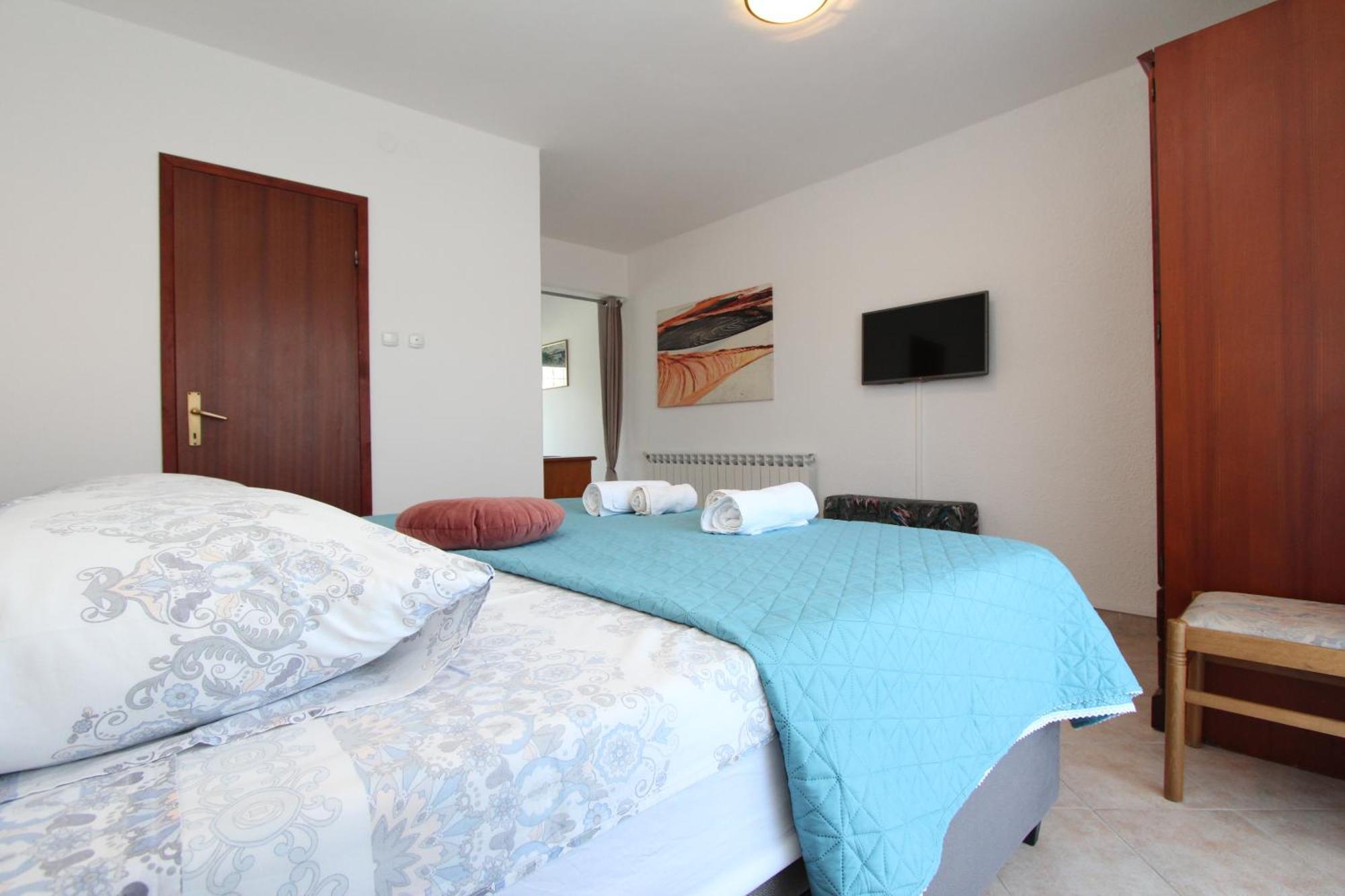 Apartments And Room Silvana Rovinj Exterior photo